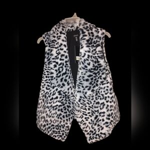 NWT Jones New York Faux Fur Vest Snow Leopard Grey Combo Color Size Medium